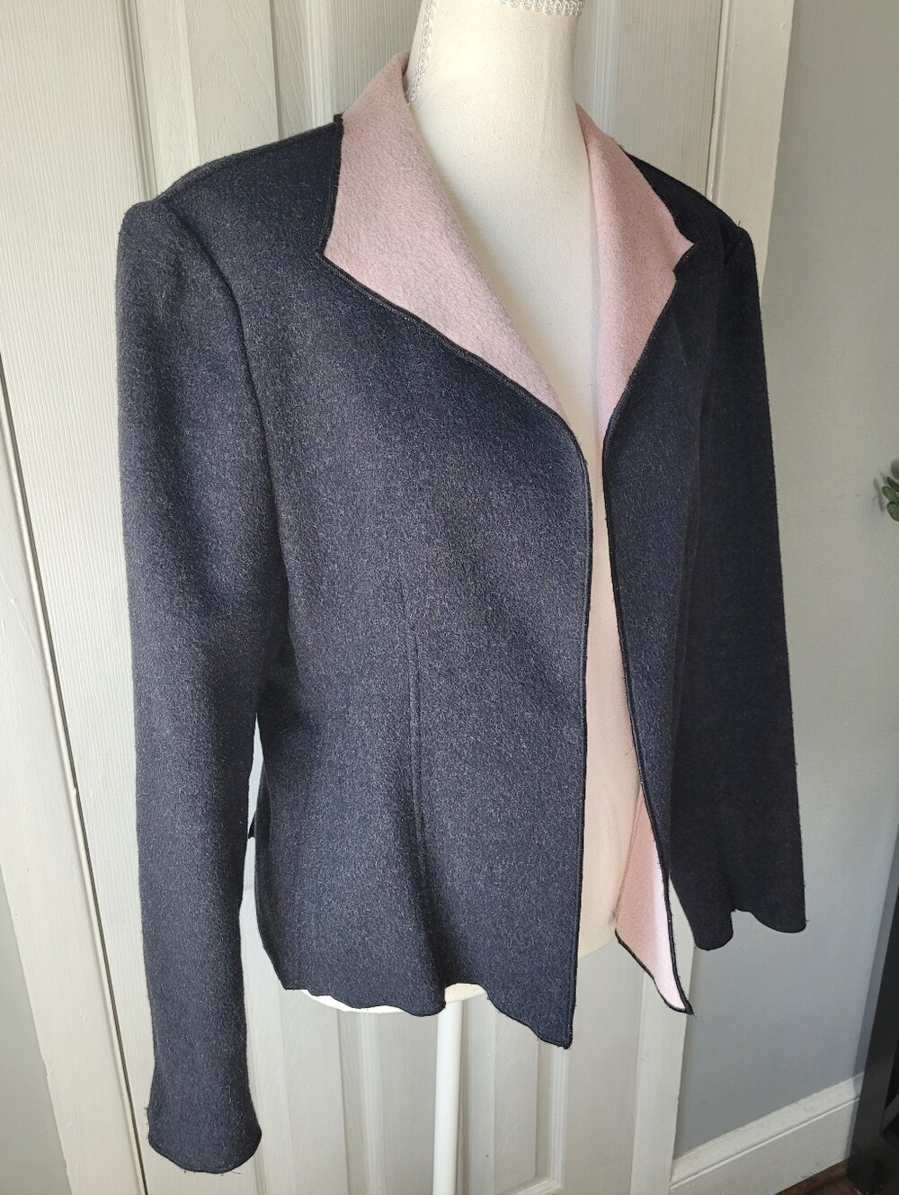 Harve Benard by Benard Holtzman Vintage 90s Gray Pink Wool Blend Blazer